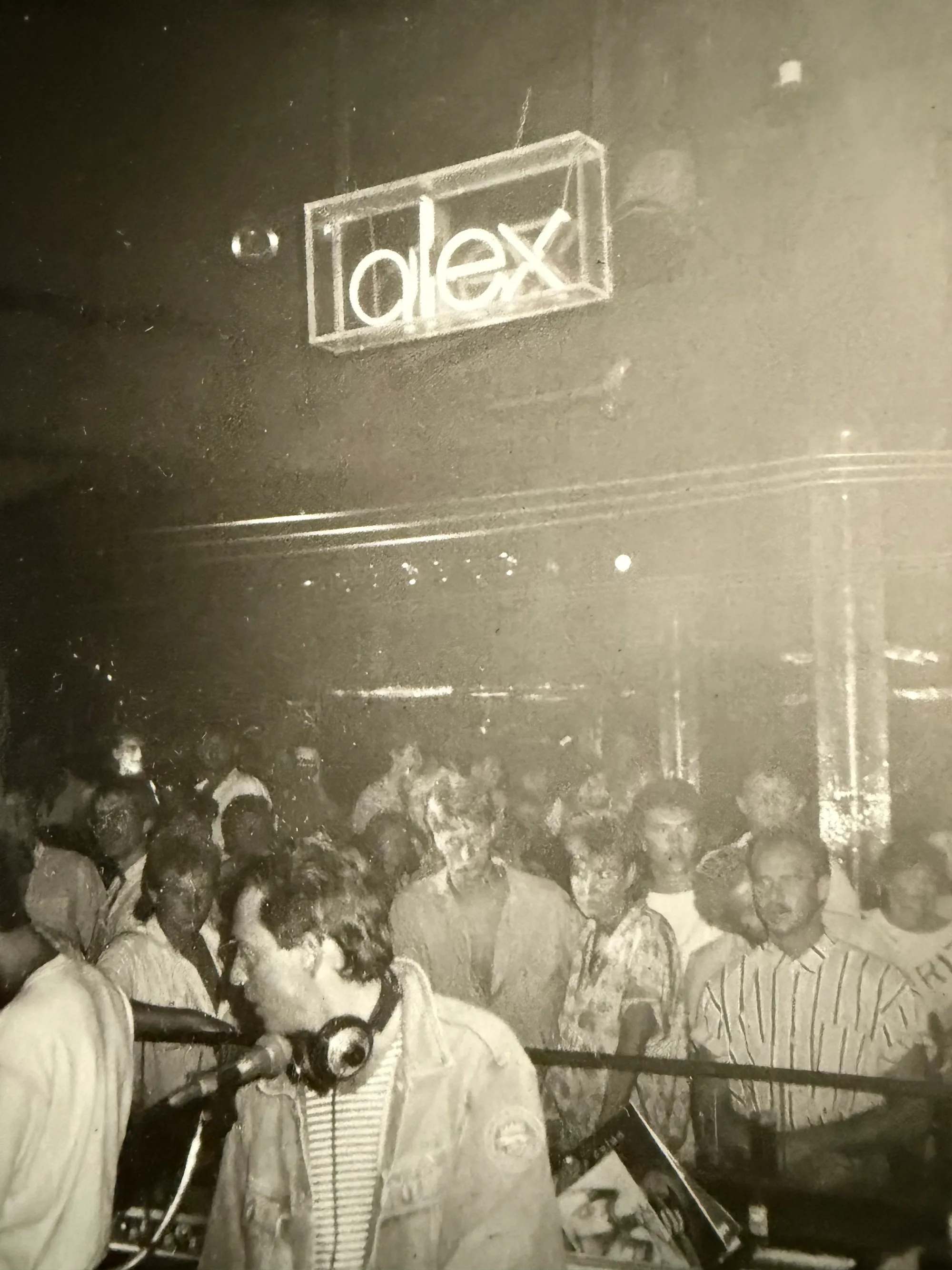 1986 Van juni tot en met september draaide ik 7 dagen per week in de Riu Palace in El Arenal in Mallorca. 